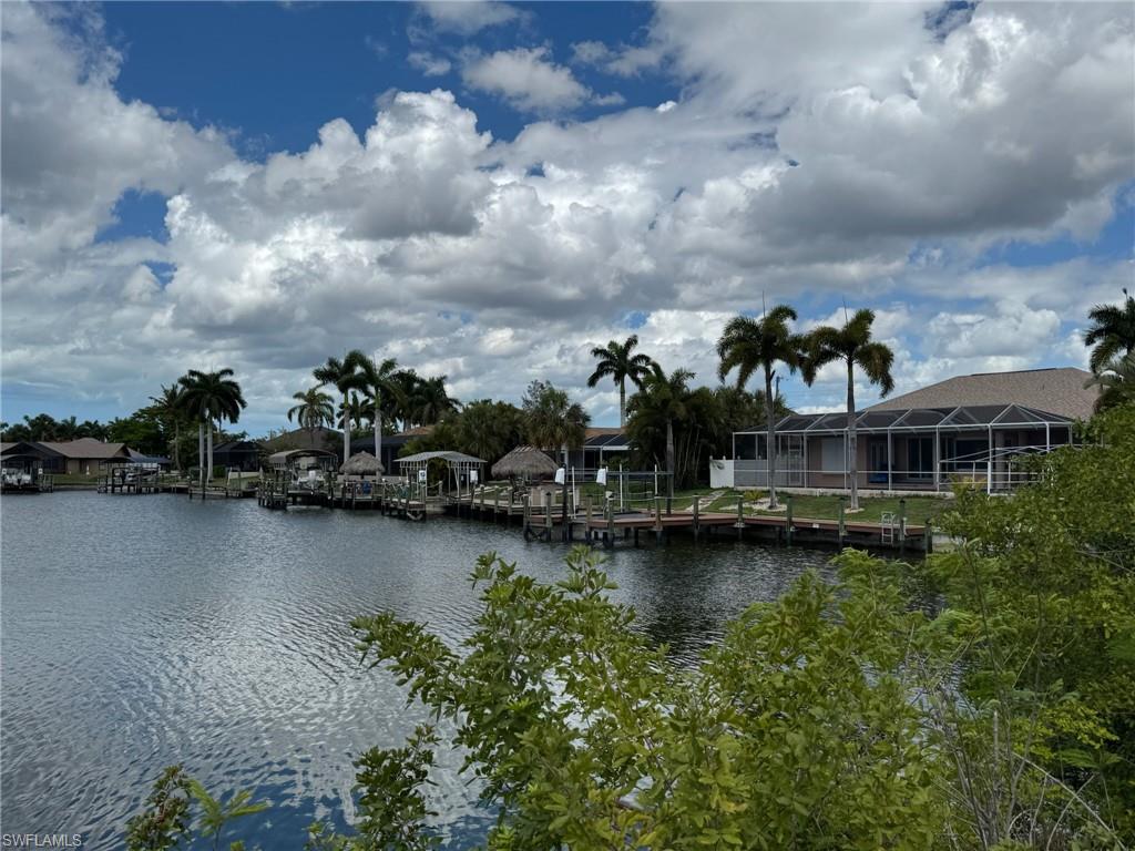 CAPE CORAL - Land