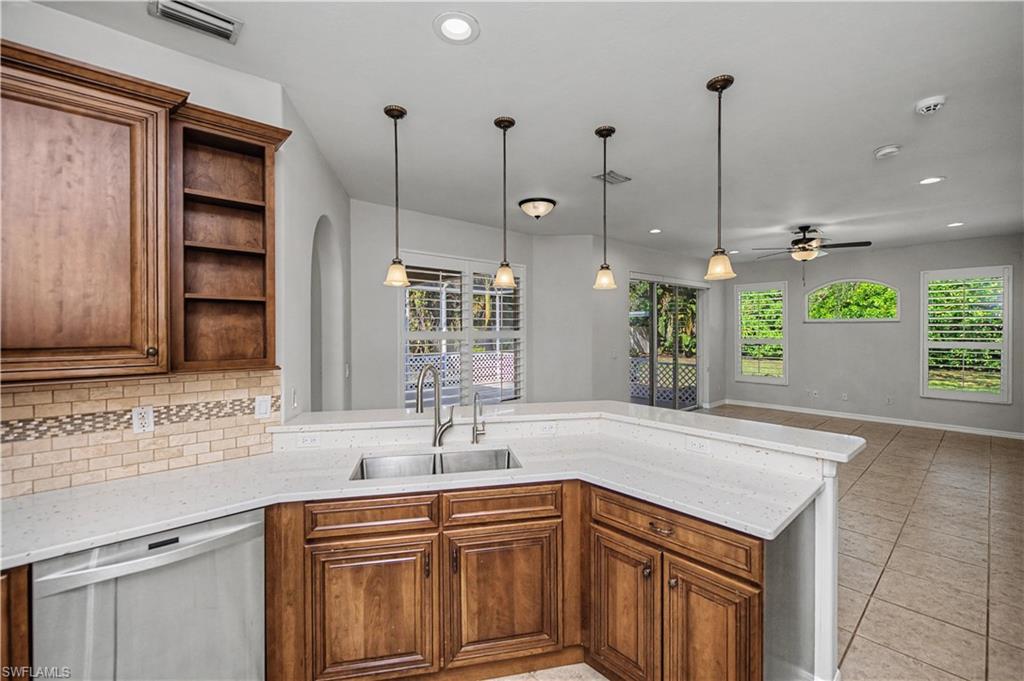 INDIGO LAKES - Residential