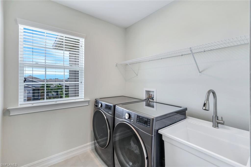 STONEWATER - Residential Lease