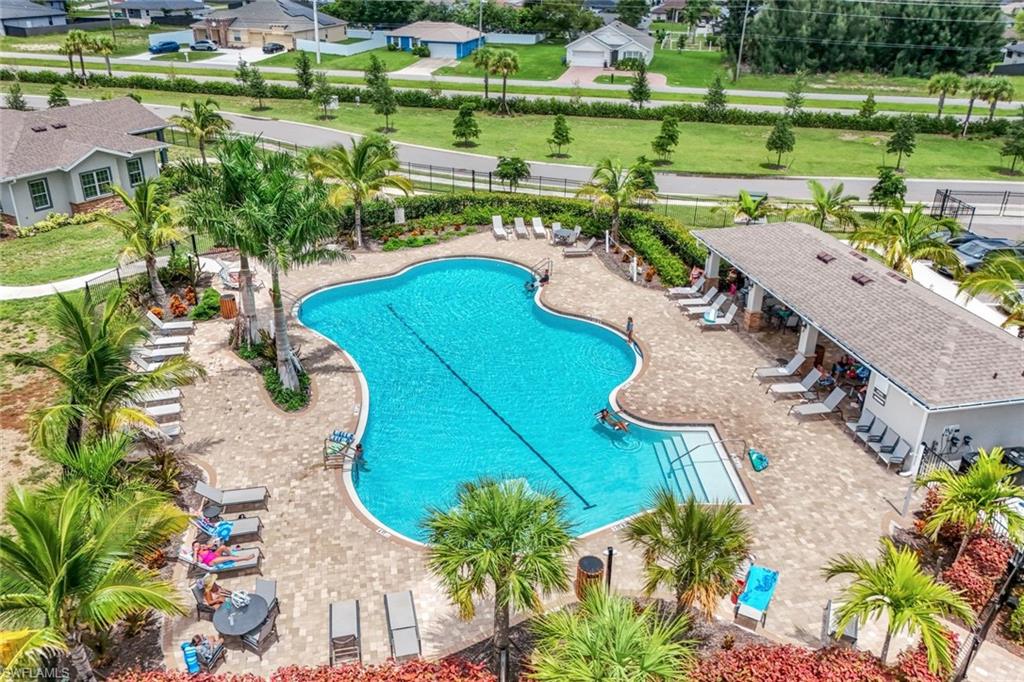 STONEWATER - Residential Lease