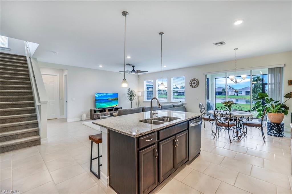 STONEWATER - Residential Lease