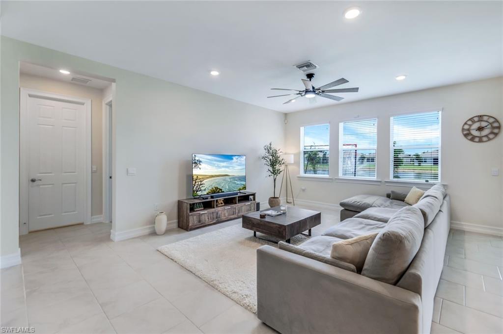 STONEWATER - Residential Lease