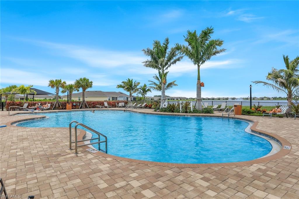 STONEWATER - Residential Lease