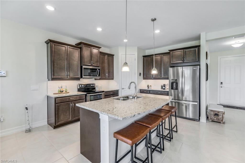 STONEWATER - Residential Lease