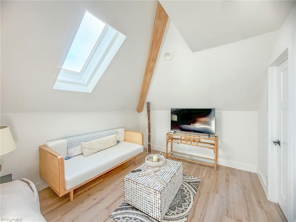 SAFETY HARBOR CLUB - Residential