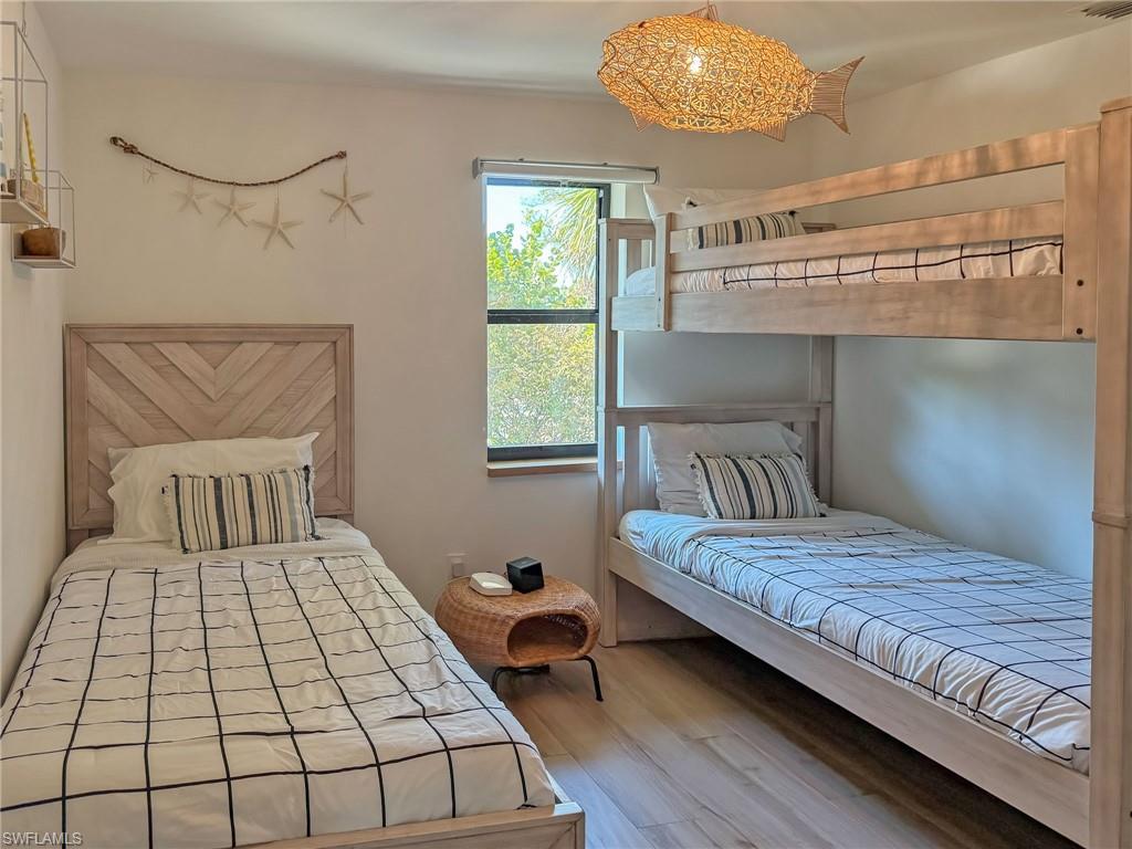 SAFETY HARBOR CLUB - Residential