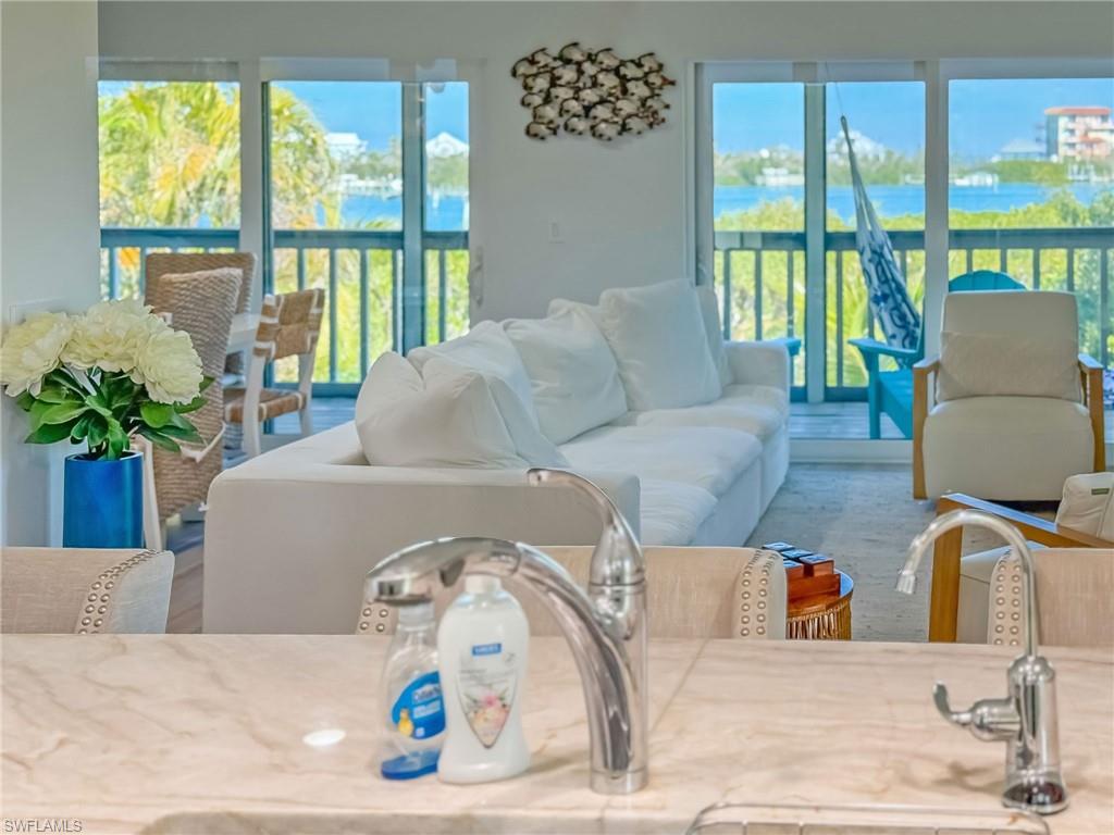 SAFETY HARBOR CLUB - Residential