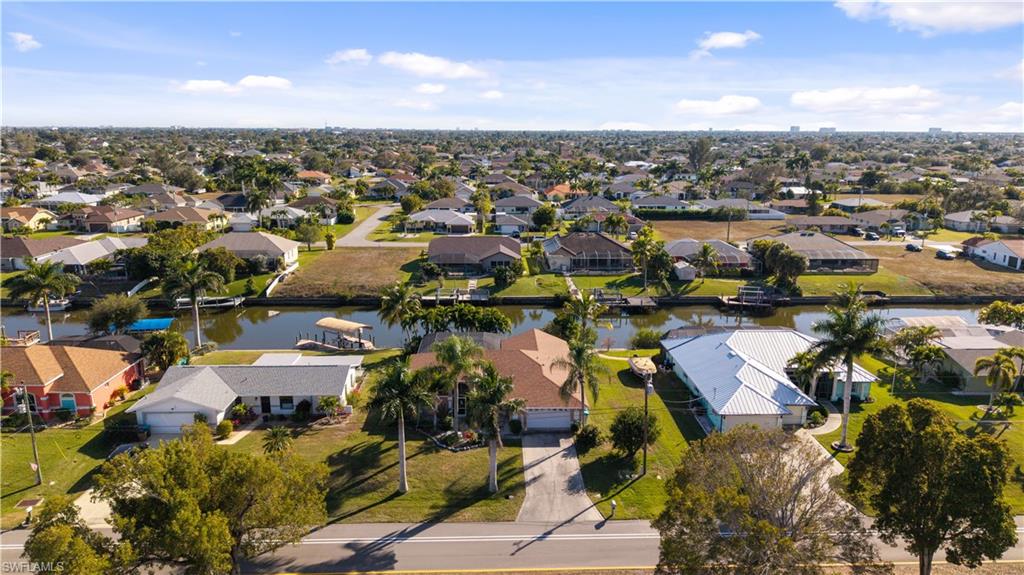 CAPE CORAL - Residential