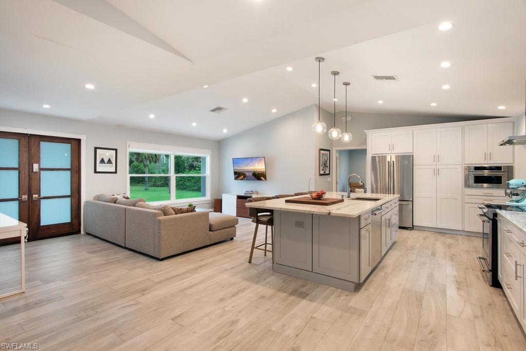 GOLDEN GATE ESTATES - Residential