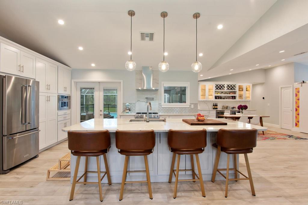 GOLDEN GATE ESTATES - Residential