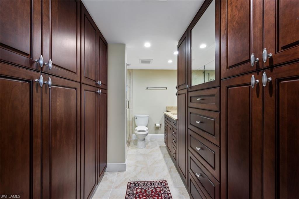 DORCHESTER - Residential