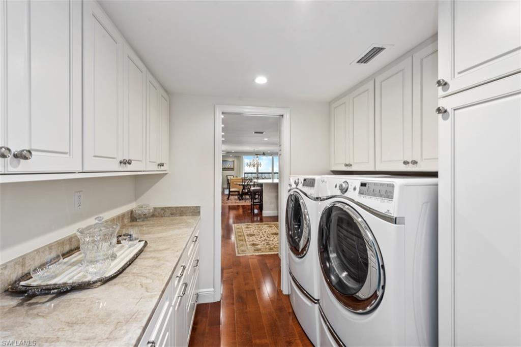 DORCHESTER - Residential