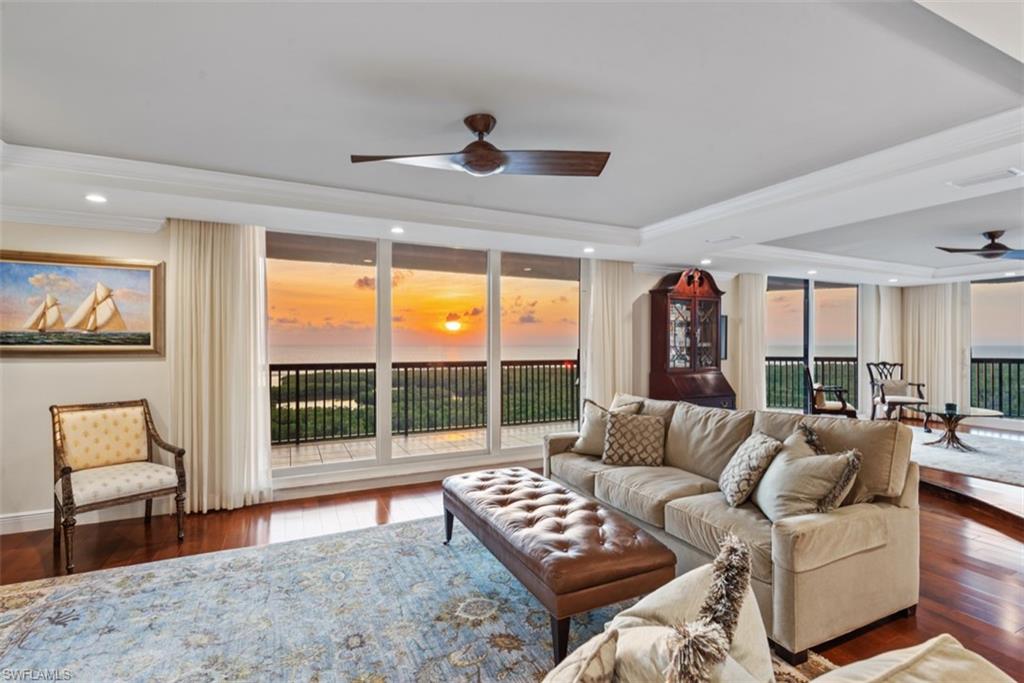 DORCHESTER - Residential