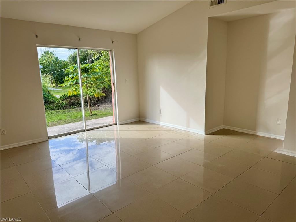 LITTLE HARLEM PARK SUBD - Residential Lease