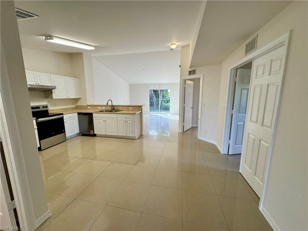 LITTLE HARLEM PARK SUBD - Residential Lease