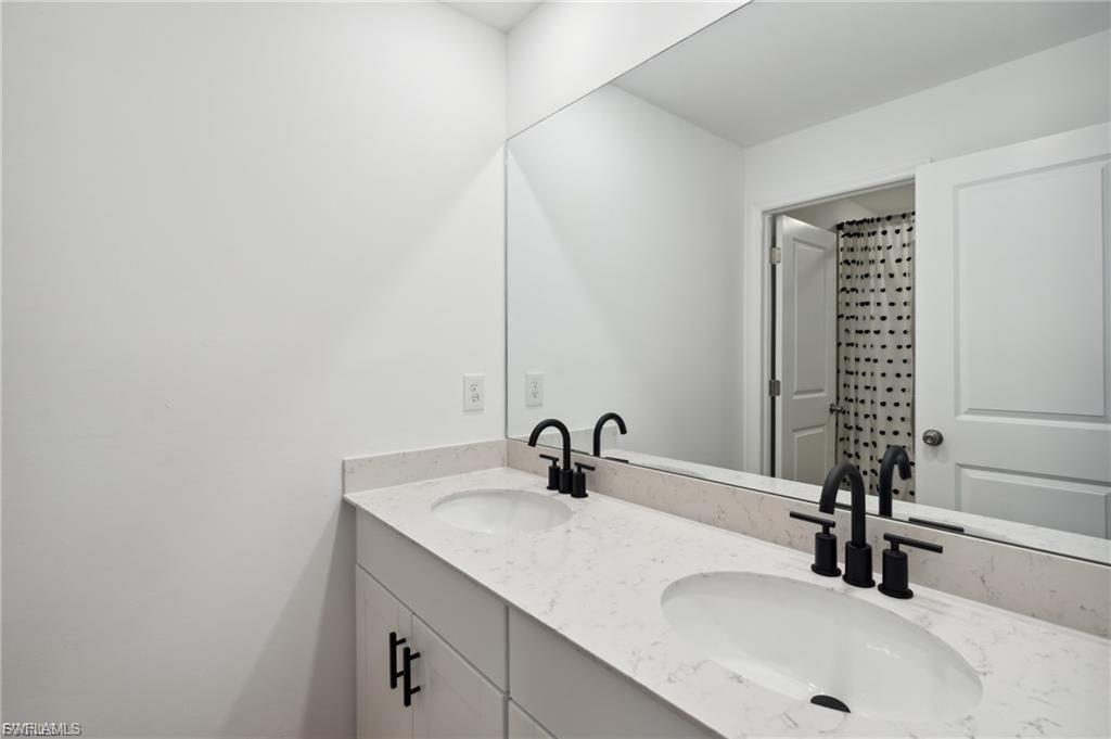 CRANE LANDING - Residential Lease