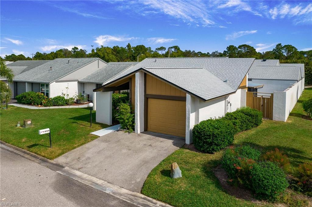 WOODCREST VILLAGE - Residential