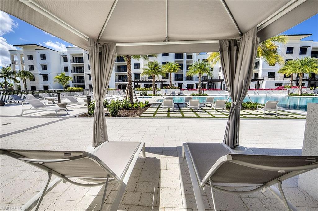 ELEVEN ELEVEN CENTRAL - Residential