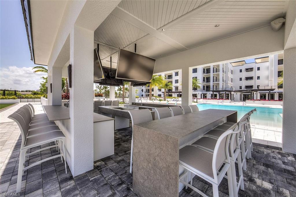 ELEVEN ELEVEN CENTRAL - Residential