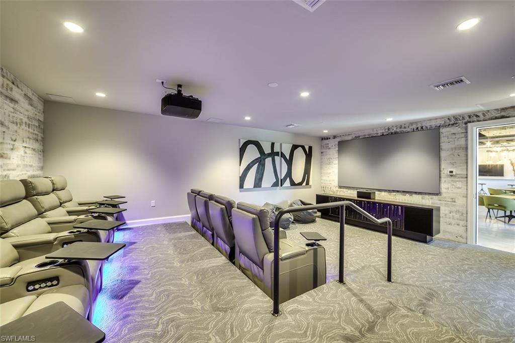 ELEVEN ELEVEN CENTRAL - Residential