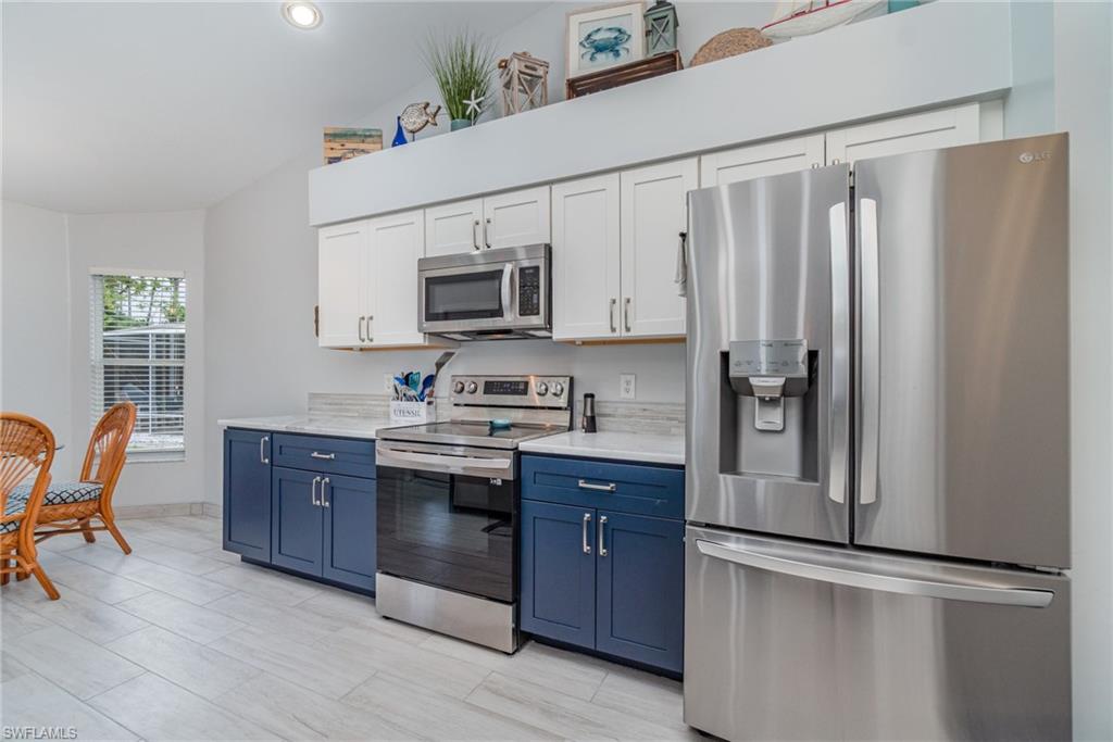 SABAL SPRINGS GOLF AND RACQUET CLUB - Residential