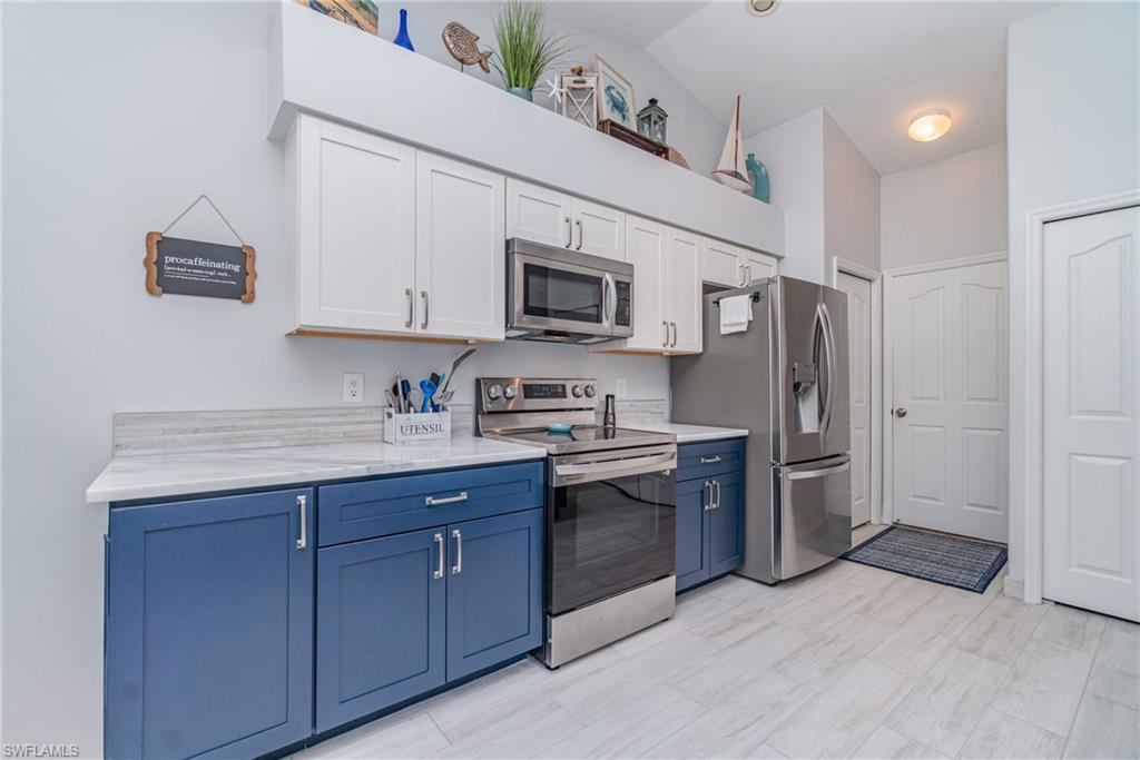 SABAL SPRINGS GOLF AND RACQUET CLUB - Residential