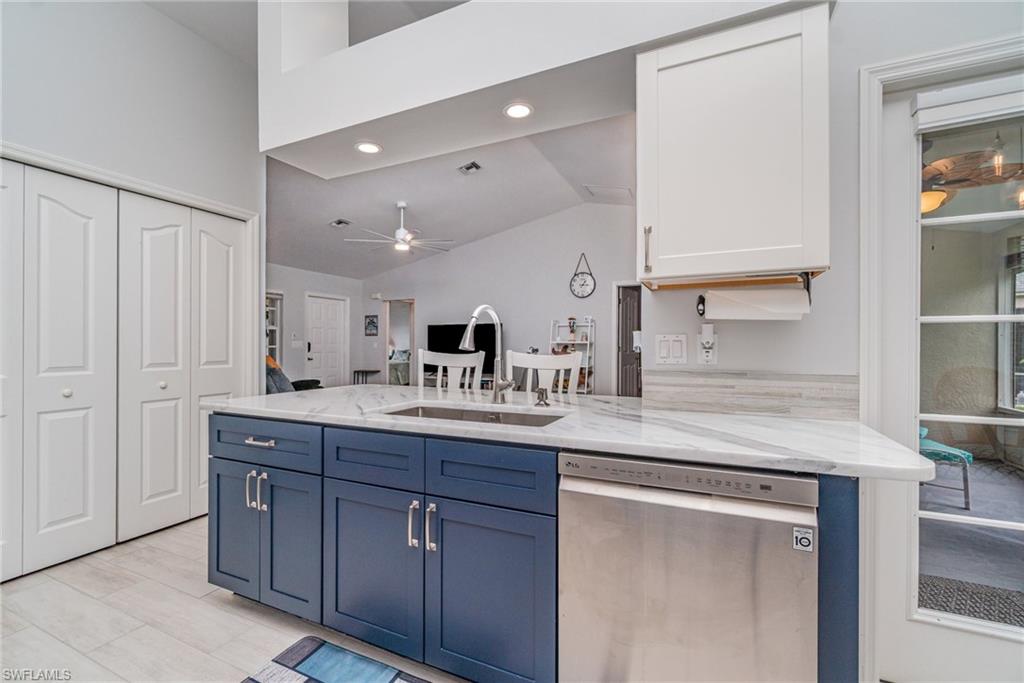 SABAL SPRINGS GOLF AND RACQUET CLUB - Residential