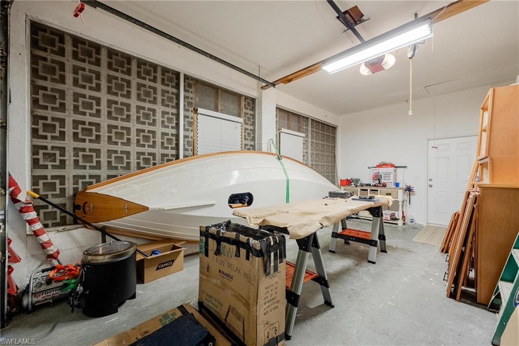 FORT MYERS SHORES - Residential