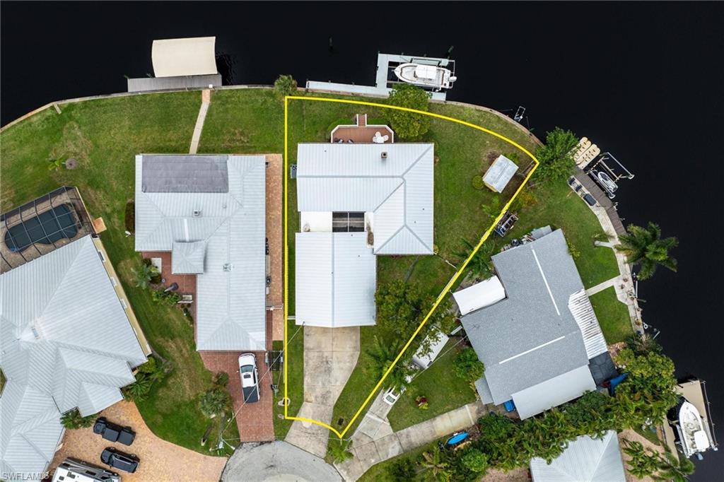 FORT MYERS SHORES - Residential