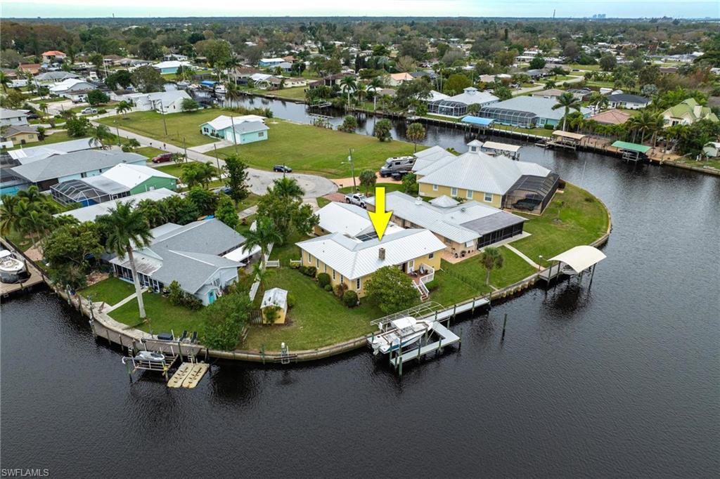 FORT MYERS SHORES - Residential