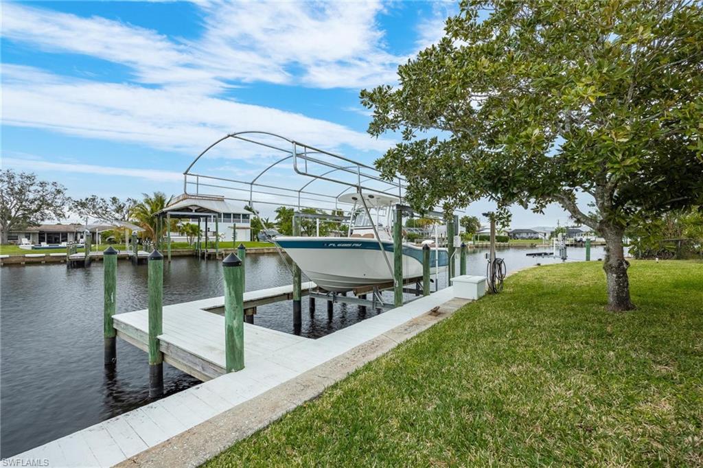 FORT MYERS SHORES - Residential