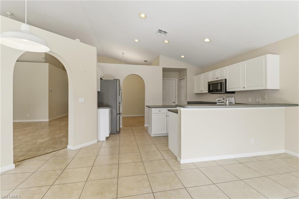 FOREST RIDGE SHORES - Residential