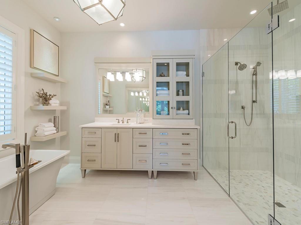 OLDE NAPLES - Residential