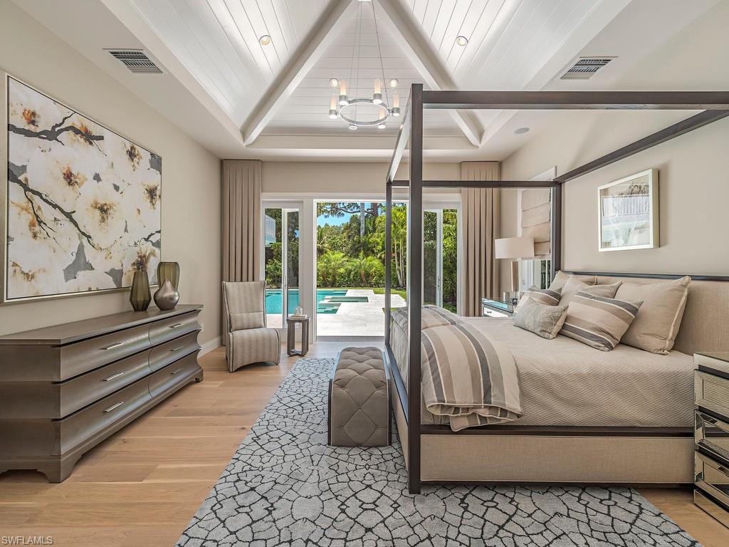 OLDE NAPLES - Residential