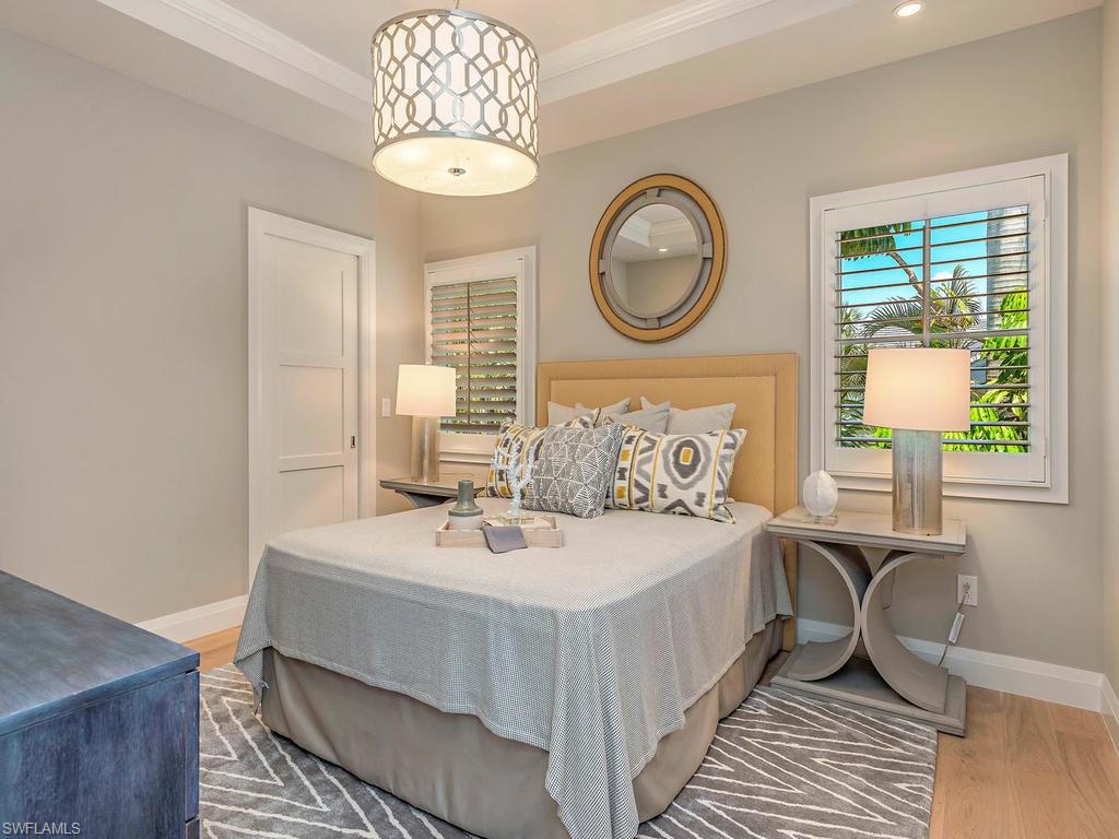 OLDE NAPLES - Residential