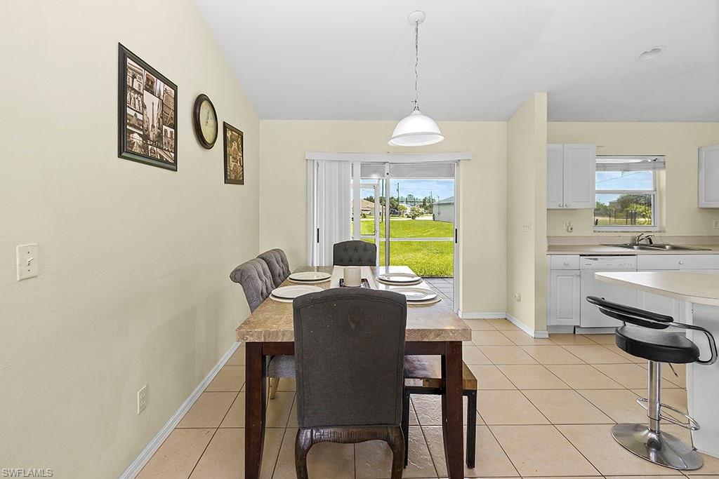 MIRROR LAKES - Residential