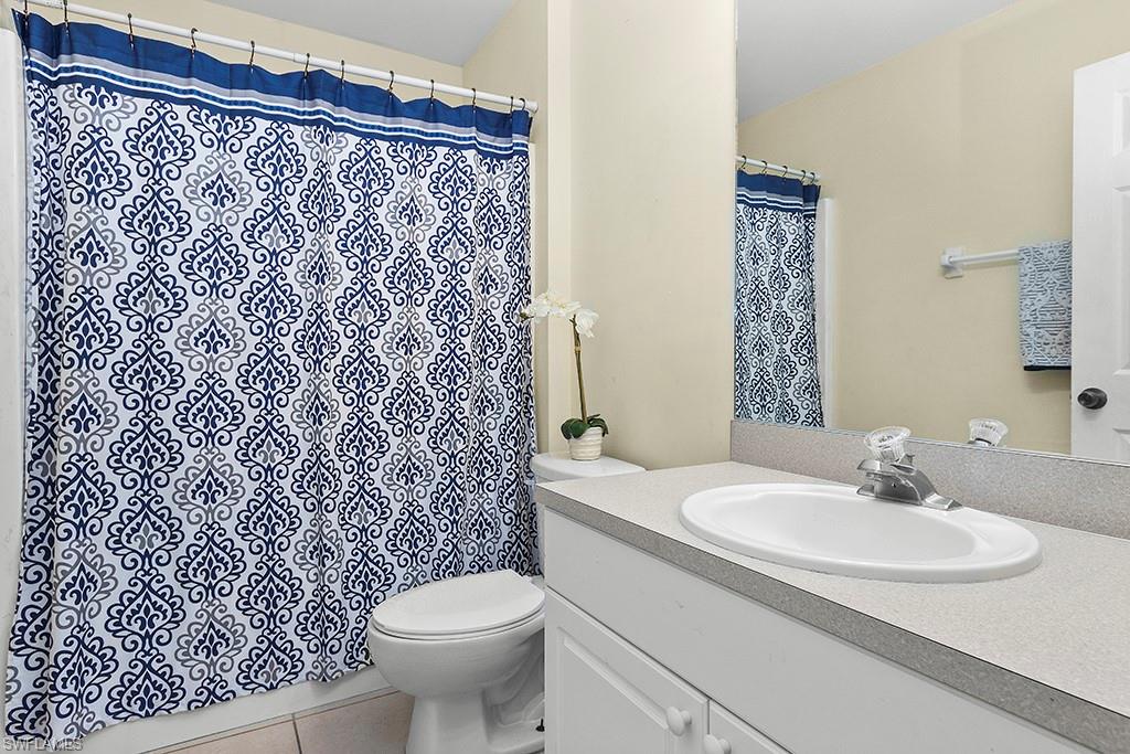 MIRROR LAKES - Residential