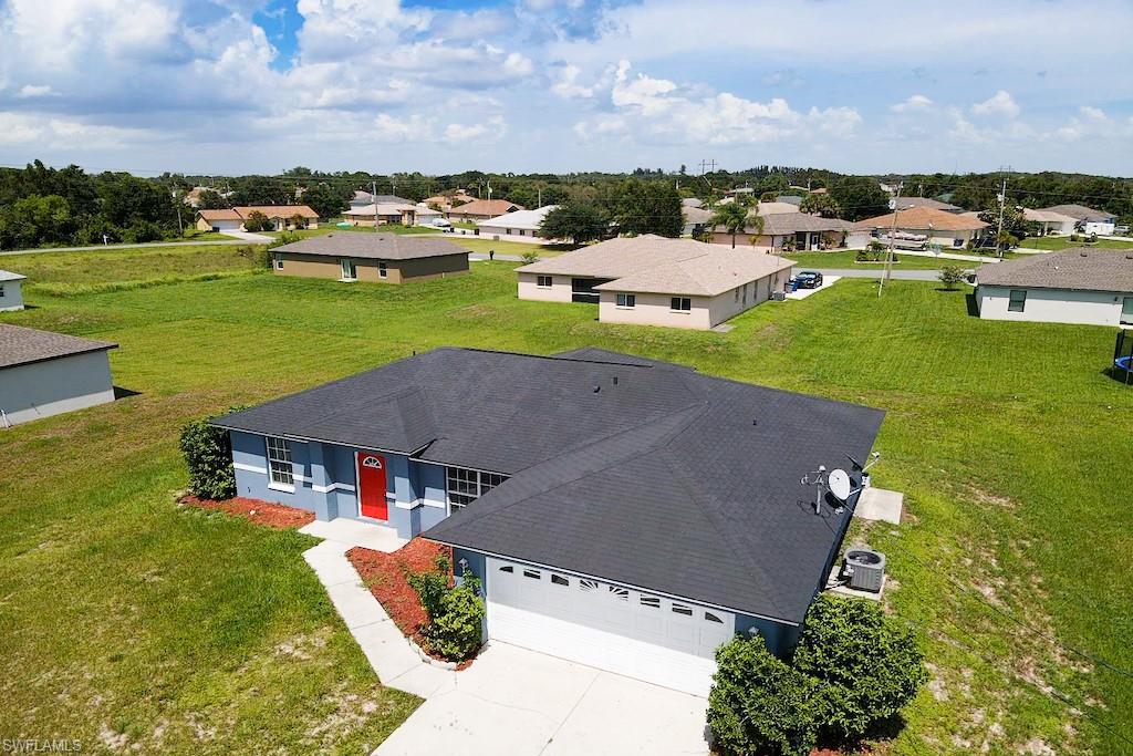 MIRROR LAKES - Residential