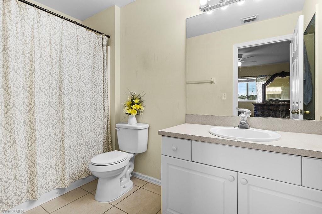 MIRROR LAKES - Residential