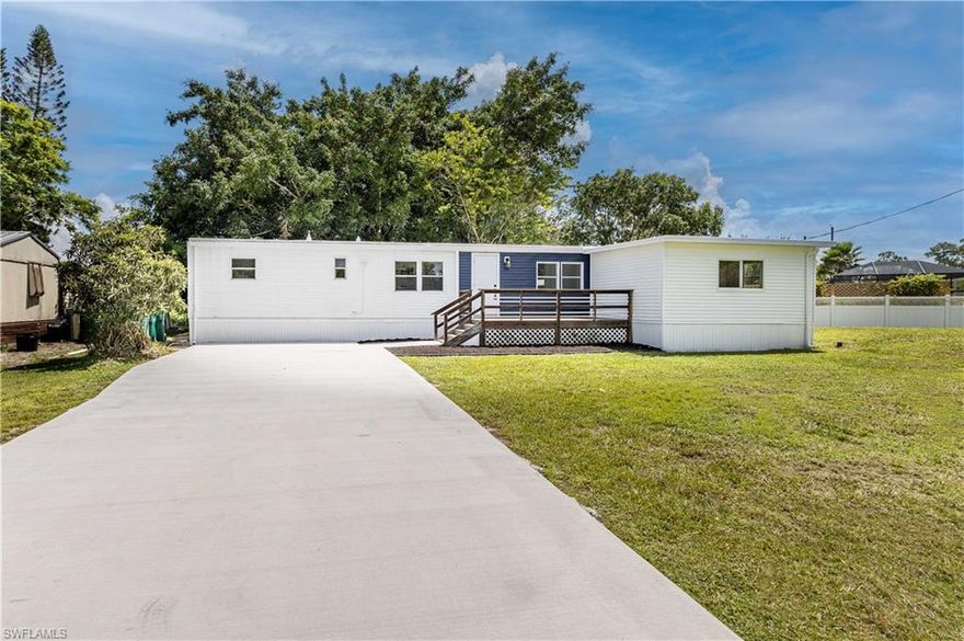 Everything you could want for hassle-free living.Close to downtown Punta Gorda, no homeowners association, close to the Peace River & Charlotte Harbor. The home is located in a quiet neighborhood with a few ponds and tall pine trees. It is newly renovated and features an open-concept living area, stainless steel appliances, a large screened lanai, and plenty of space to work "play" in the lot.