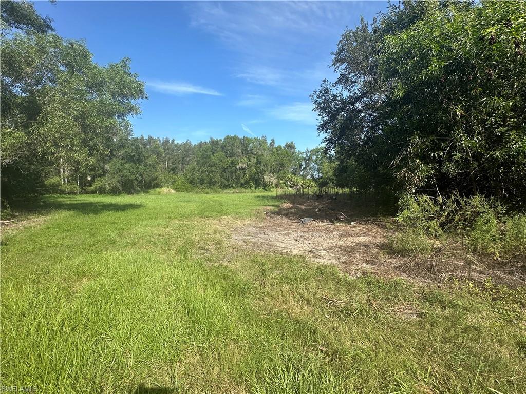 SUN COAST ACRES - Land