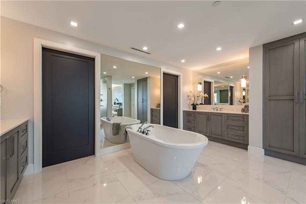 KALEA BAY TOWER 100 - Residential