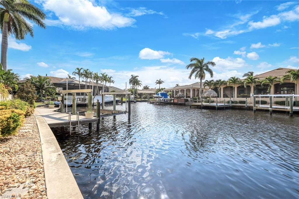 CAPE HARBOUR - Residential