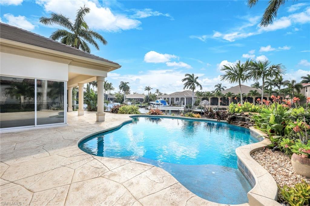 CAPE HARBOUR - Residential