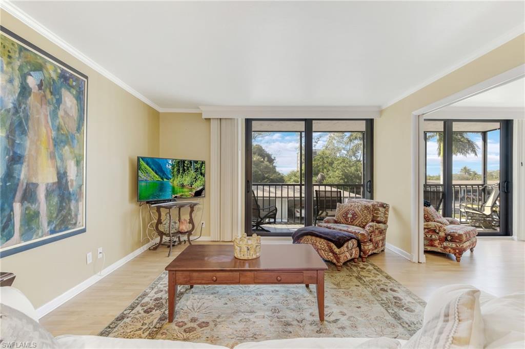 SCHOONER BAY - Residential