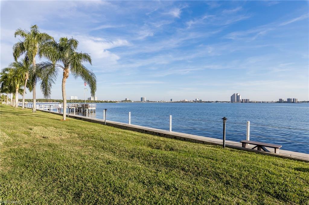 SCHOONER BAY - Residential