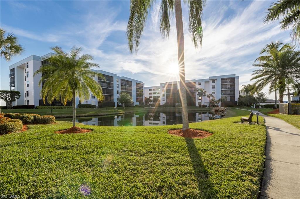 SCHOONER BAY - Residential