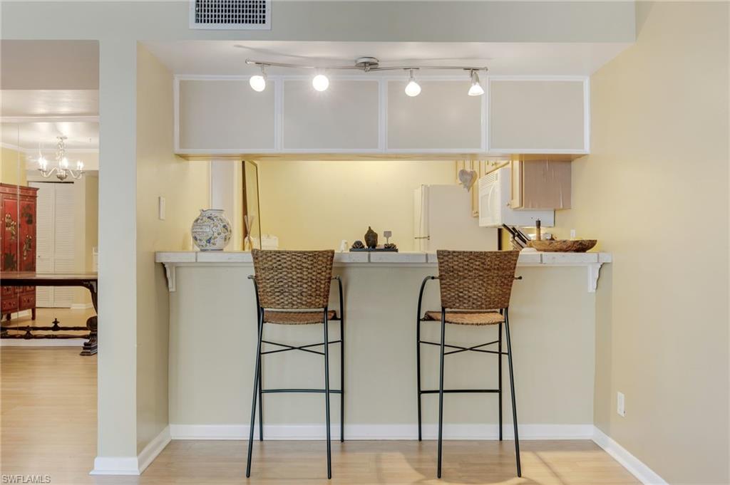 SCHOONER BAY - Residential