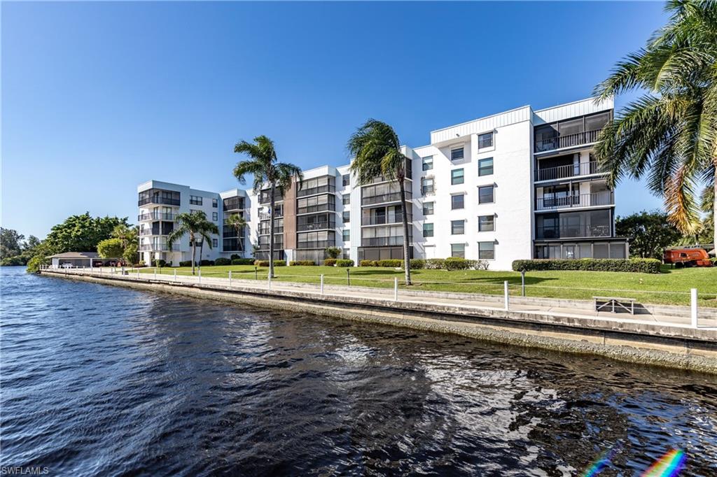 SCHOONER BAY - Residential