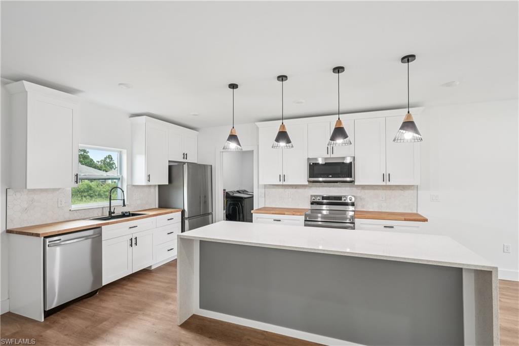 LEHIGH ACRES - Residential